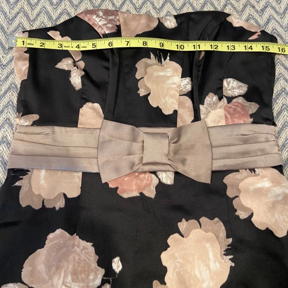 H&M Floral Satin-Like Strapless Mini Dress – Size 8, Black with Beige Bow